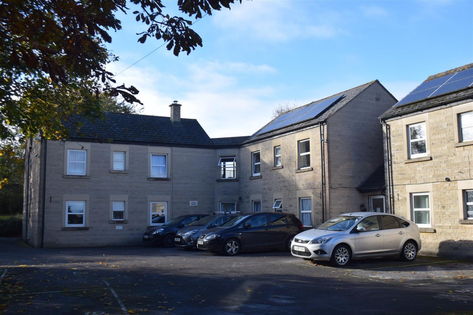 Flat Silver Street in Midsomer Norton