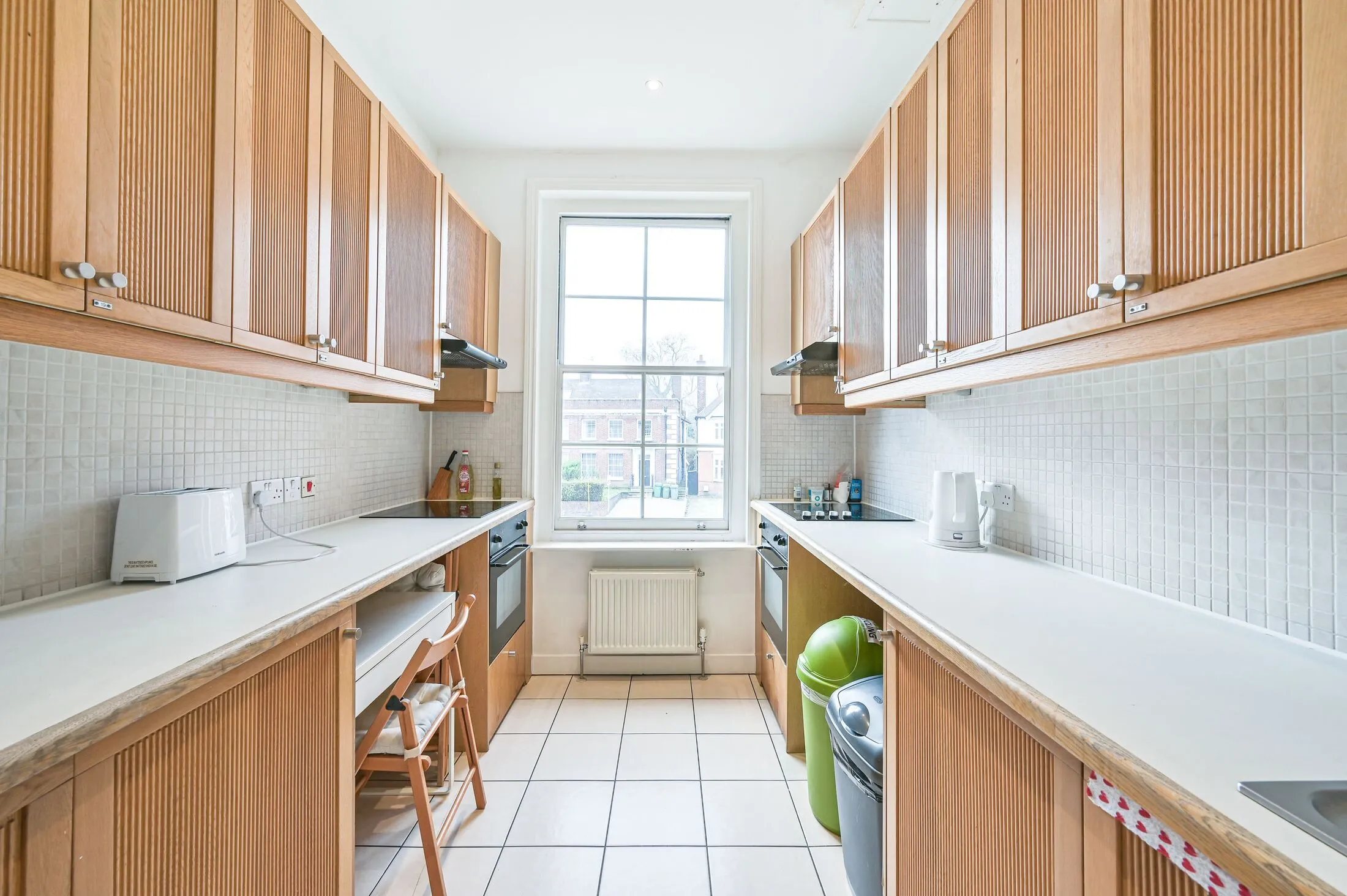 Flat Finchley Road in Greater London