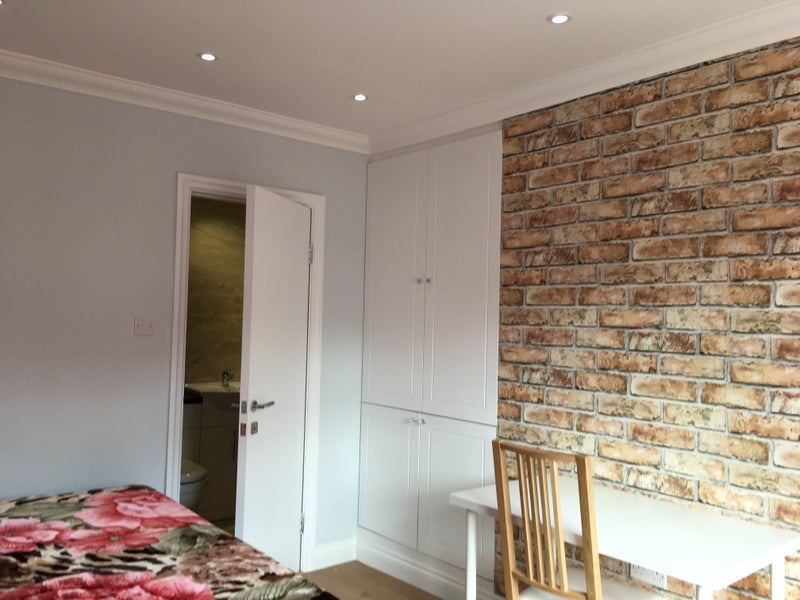 Room Chipstead Road in Birmingham