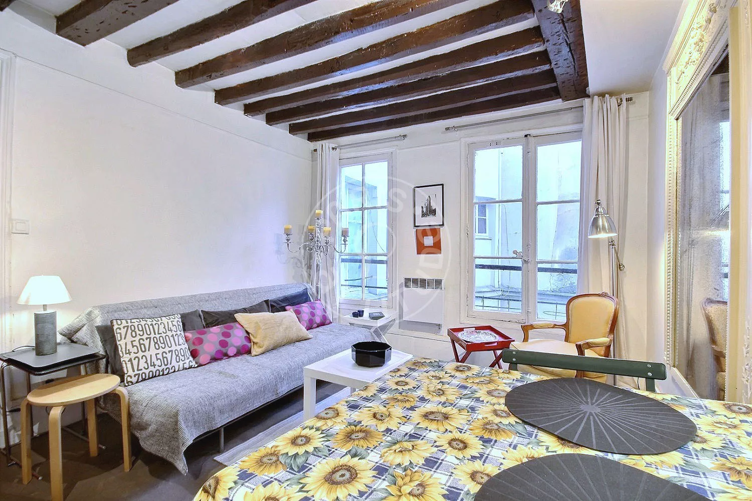 Appartement Rue Saint-Denis à Paris
