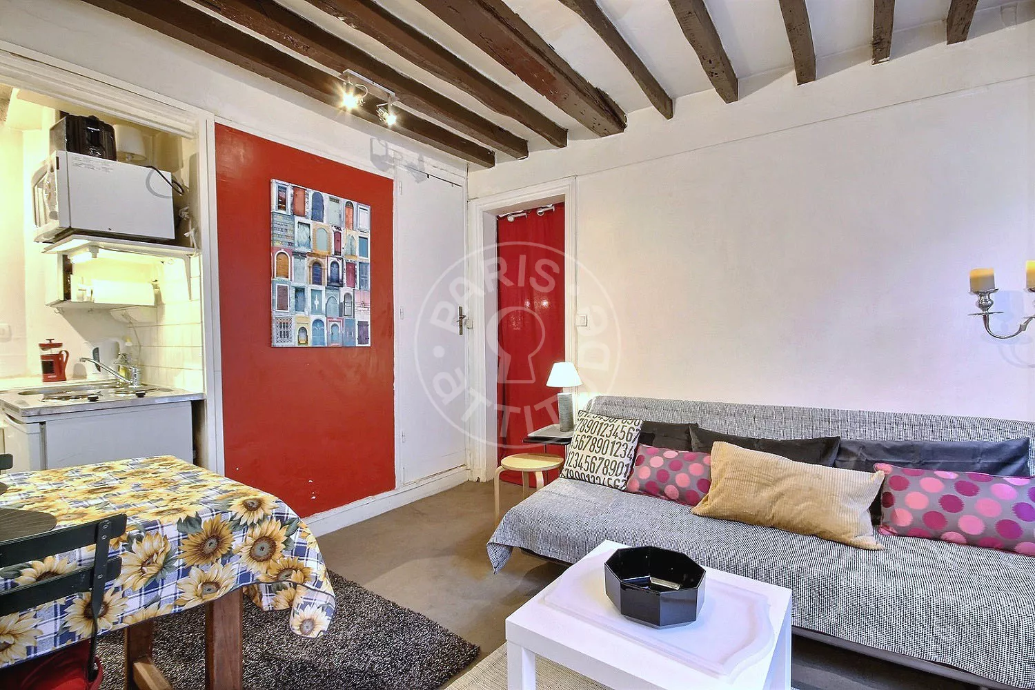 Appartement Rue Saint-Denis à Paris