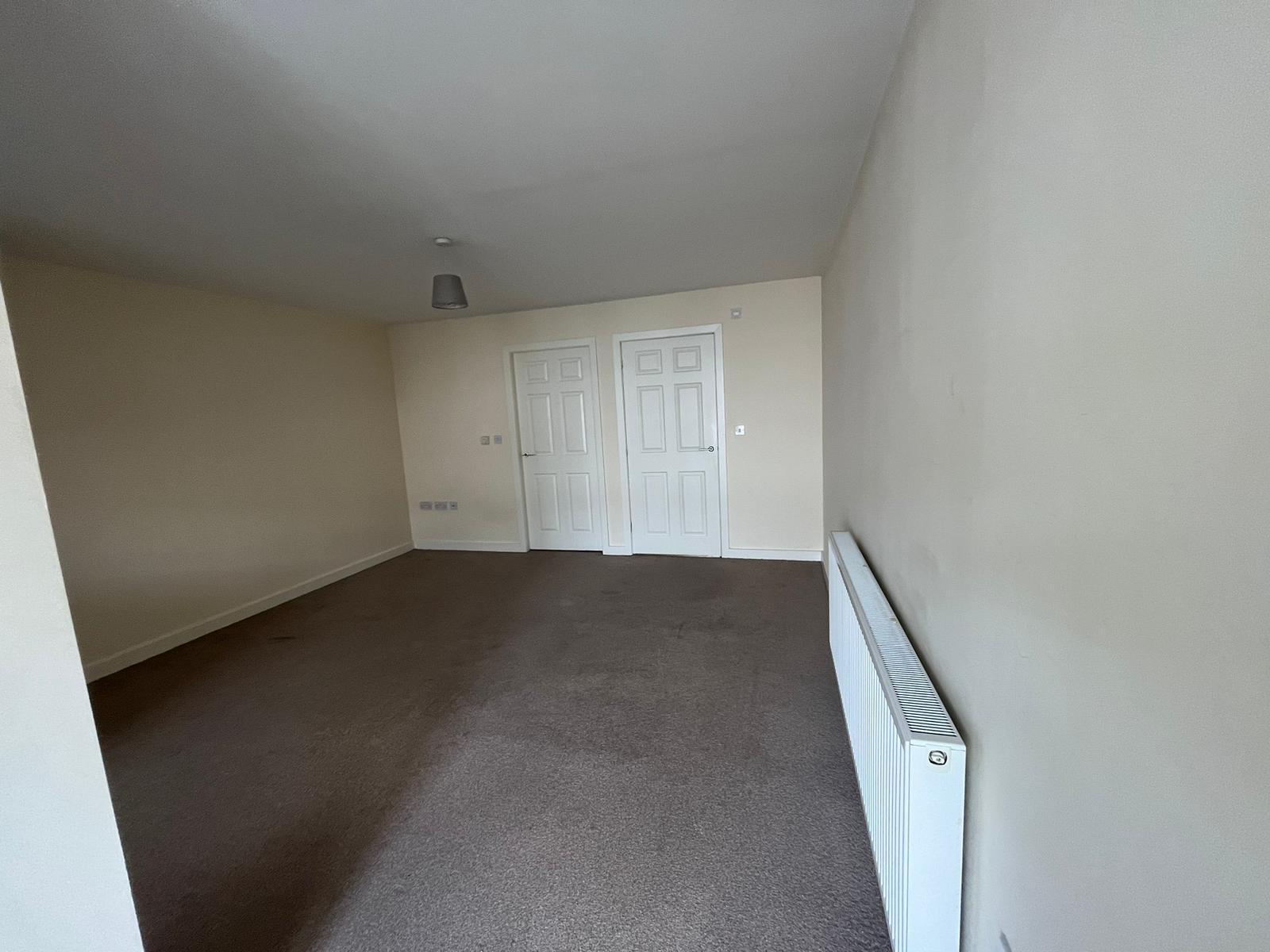 Flat Wellington Court in Bradford