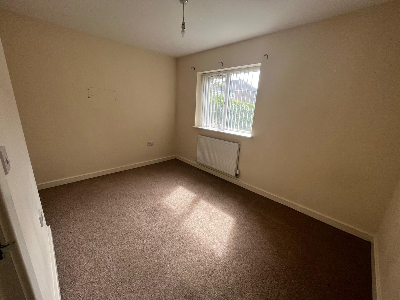 Flat Wellington Court in Bradford