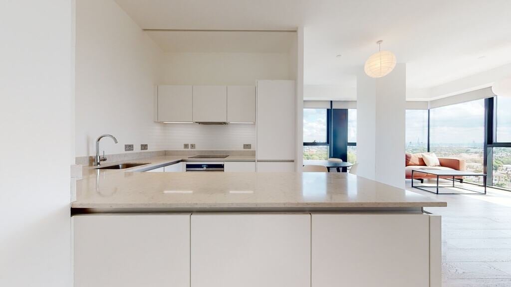 Flat Highgate Hill in Greater London