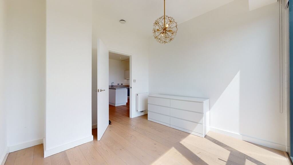 Flat Highgate Hill in Greater London