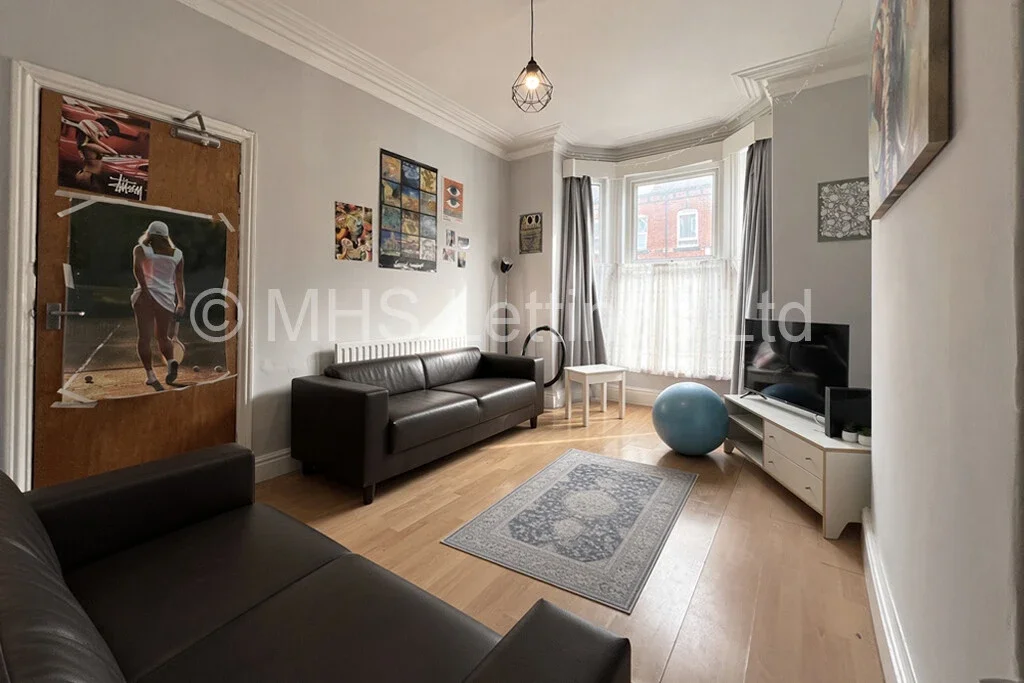 Flat Back Ashville Terrace in Leeds