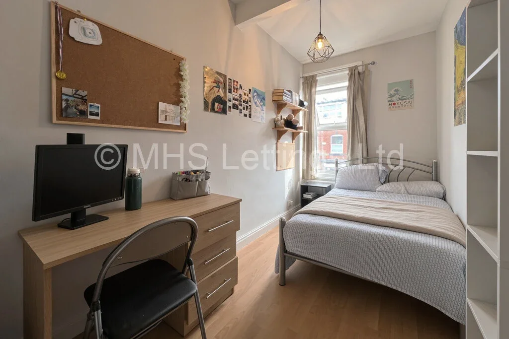 Flat Back Ashville Terrace in Leeds