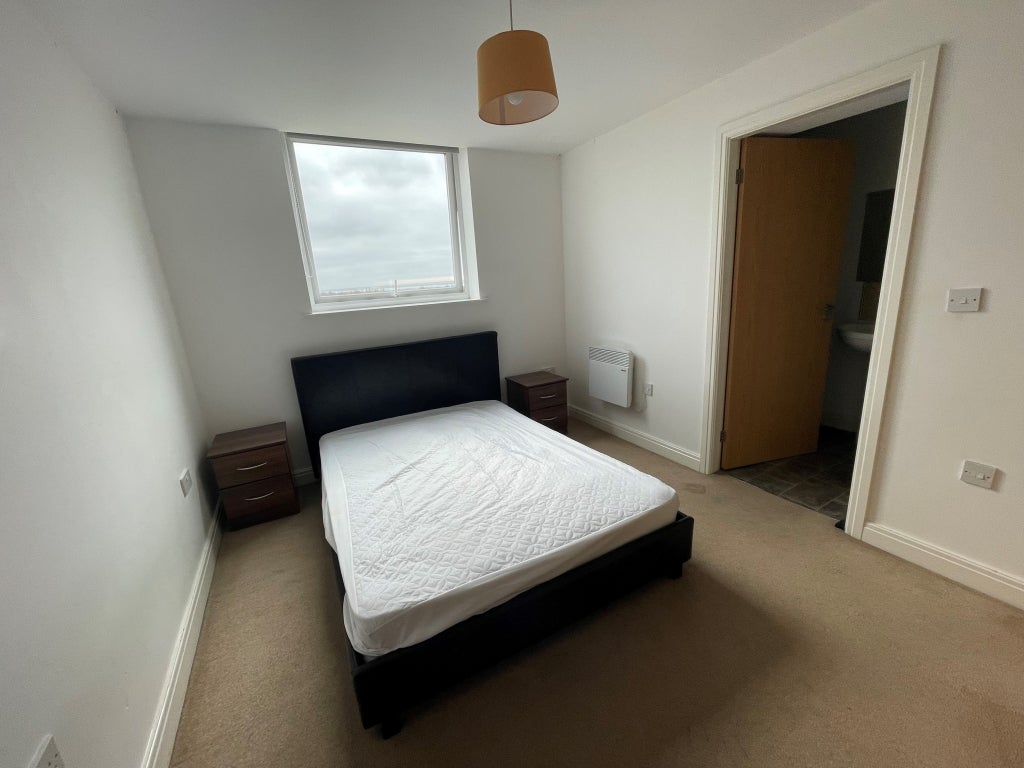 Flat Greenbank Lane in Liverpool
