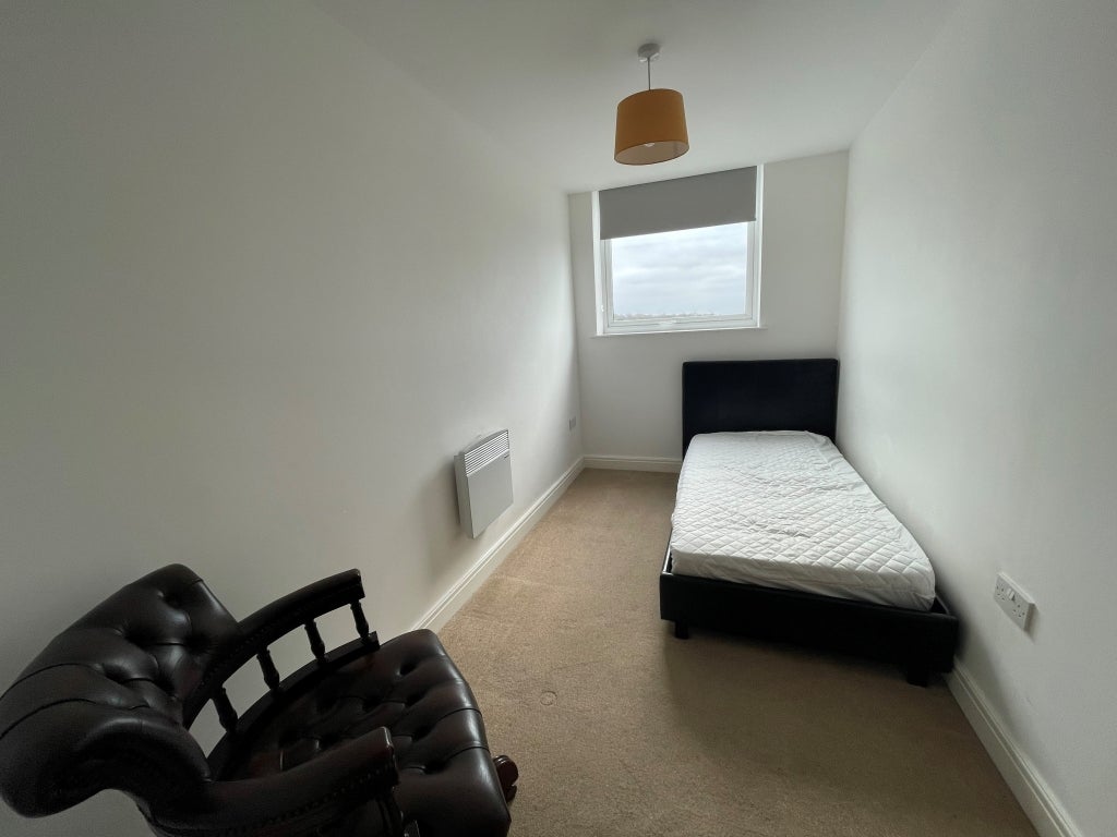 Flat Greenbank Lane in Liverpool
