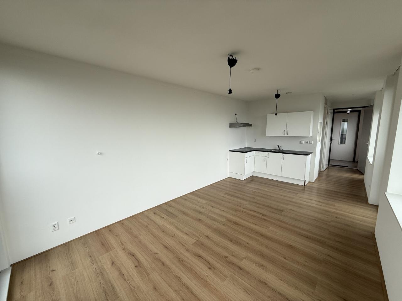 1-room apartment of 28m² in Amsterdam photo 7