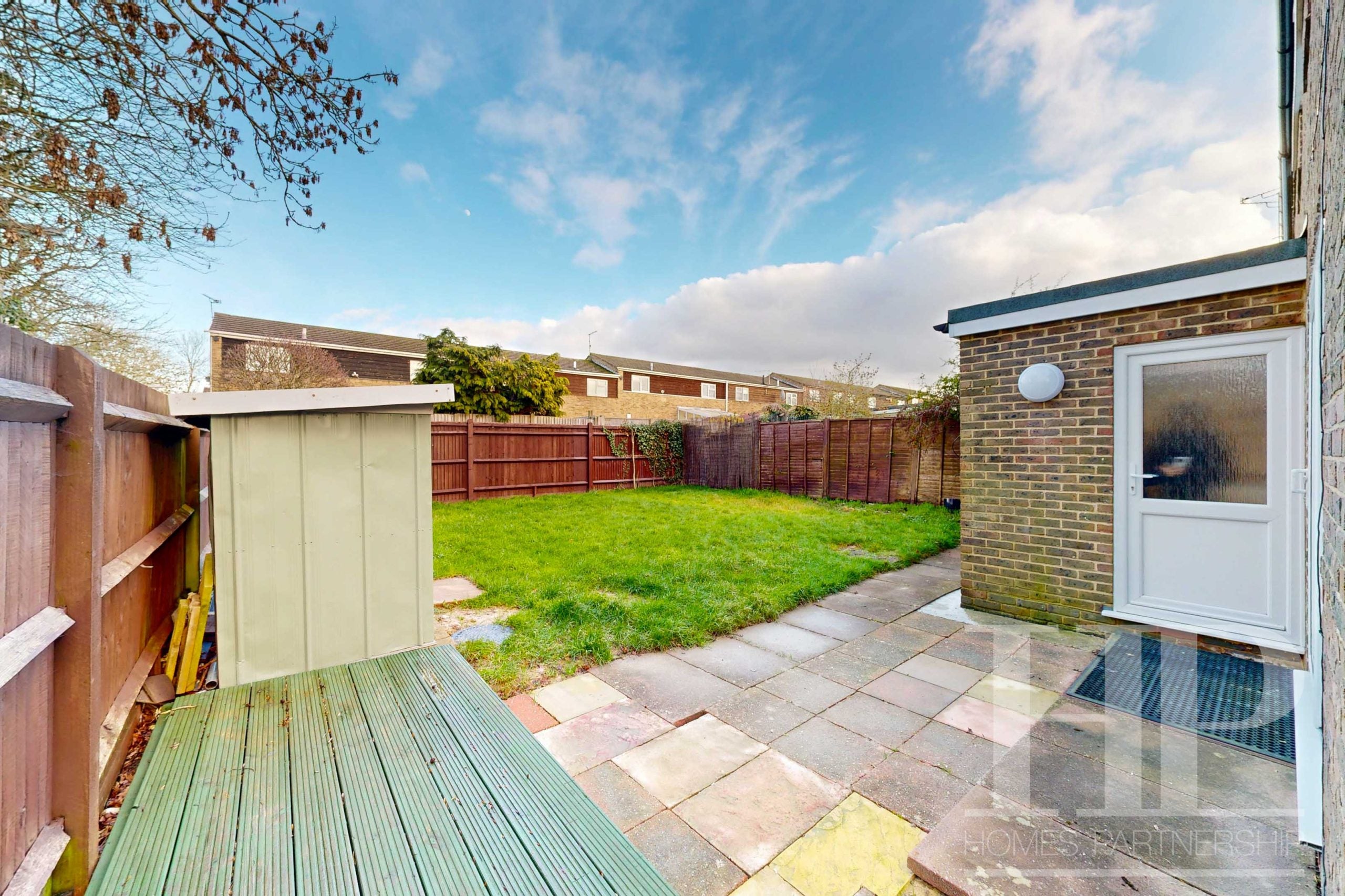 Room Borrowdale Close in Crawley