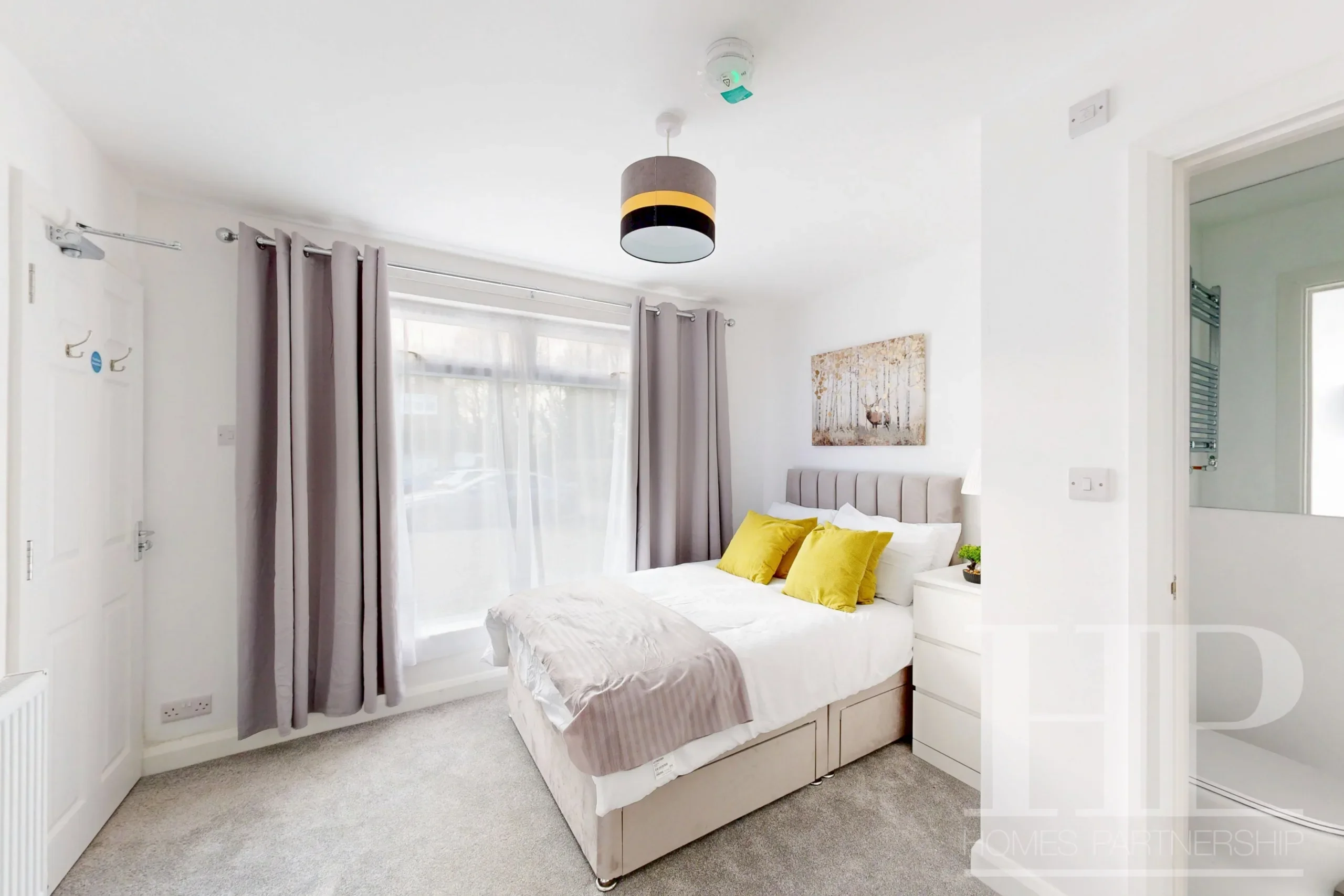 Room Borrowdale Close in Crawley