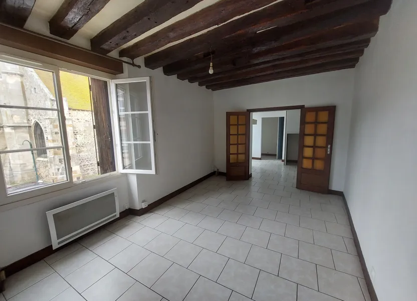 Appartement Place Saint-Jean à Verneuil d'Avre et d'Iton