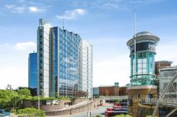Flat Churchill Way in Basingstoke and Deane