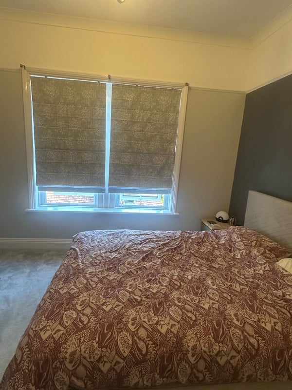 Room Denewood Road in Bournemouth