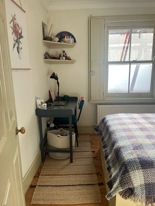 Room Matthias Road in Greater London