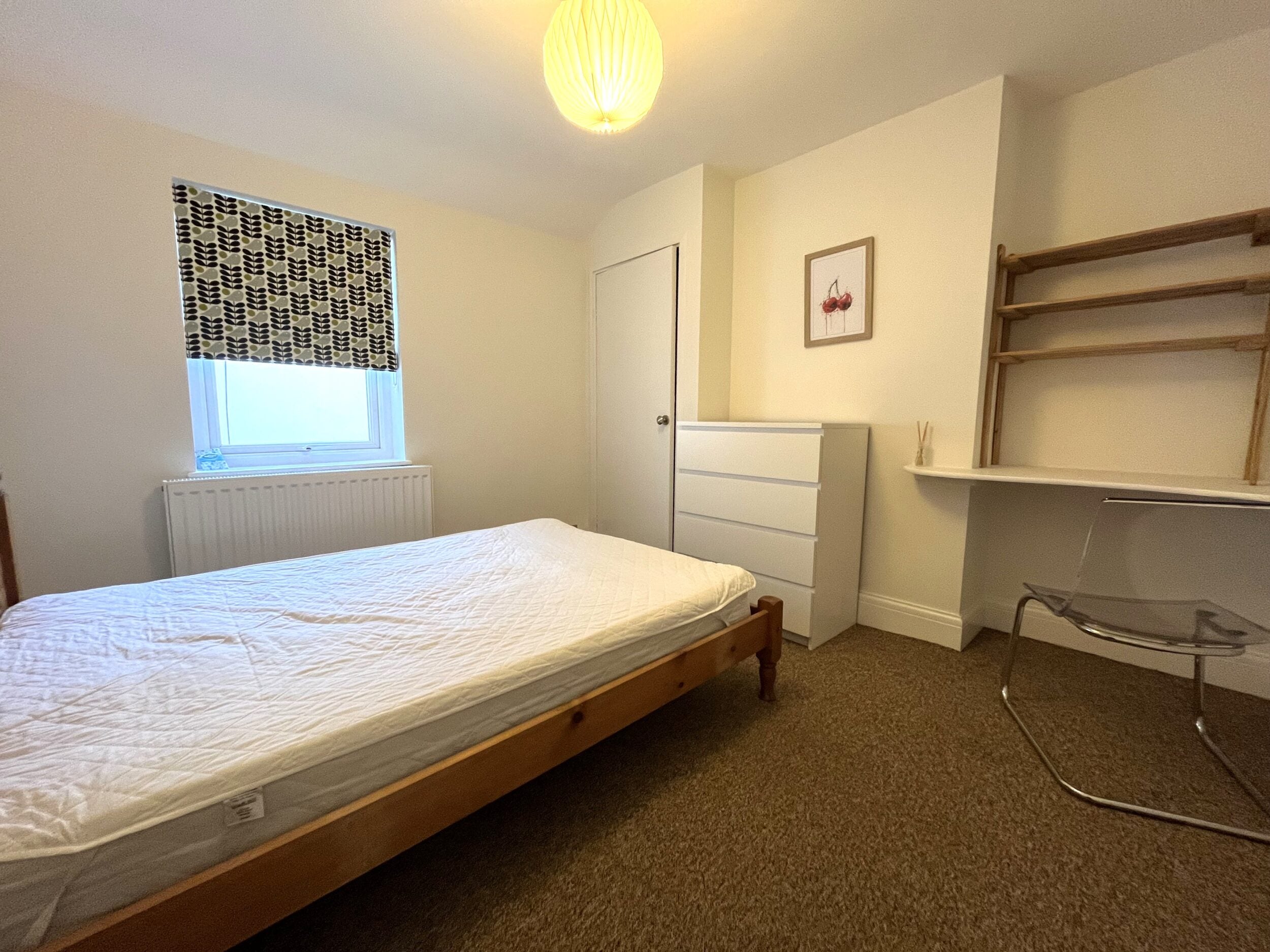 Room Hanover Street in Cheltenham
