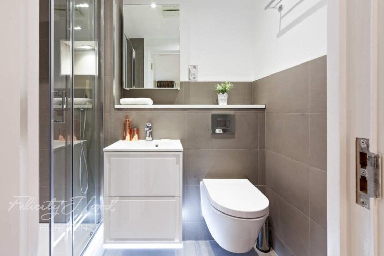 Flat Gaskin Street in Greater London