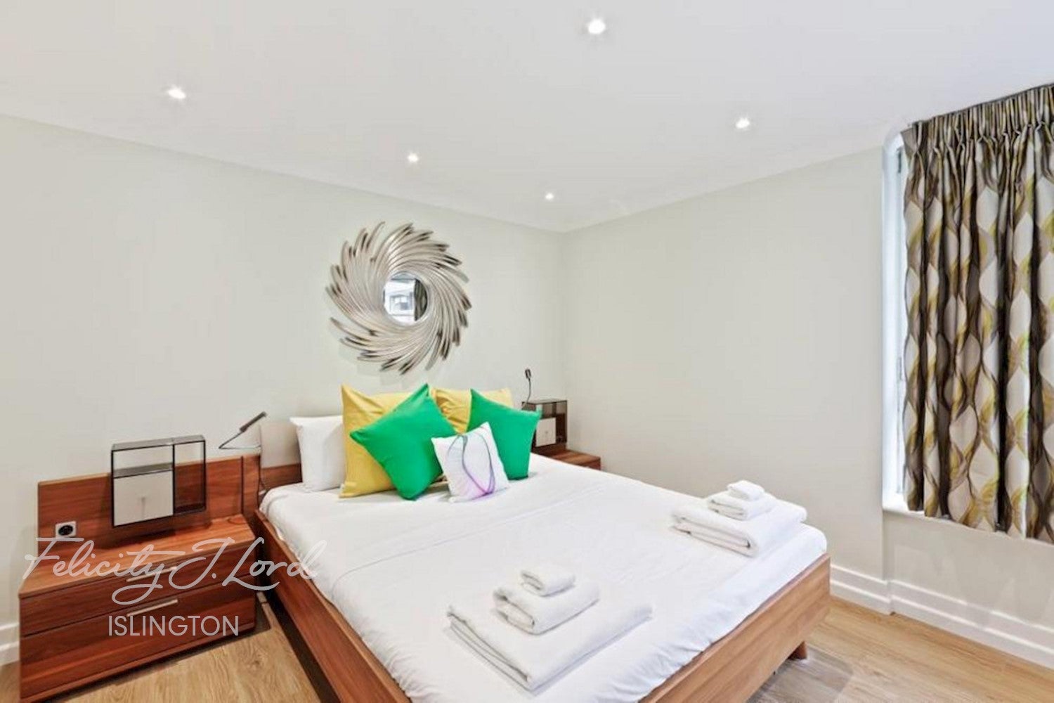 Flat Gaskin Street in Greater London