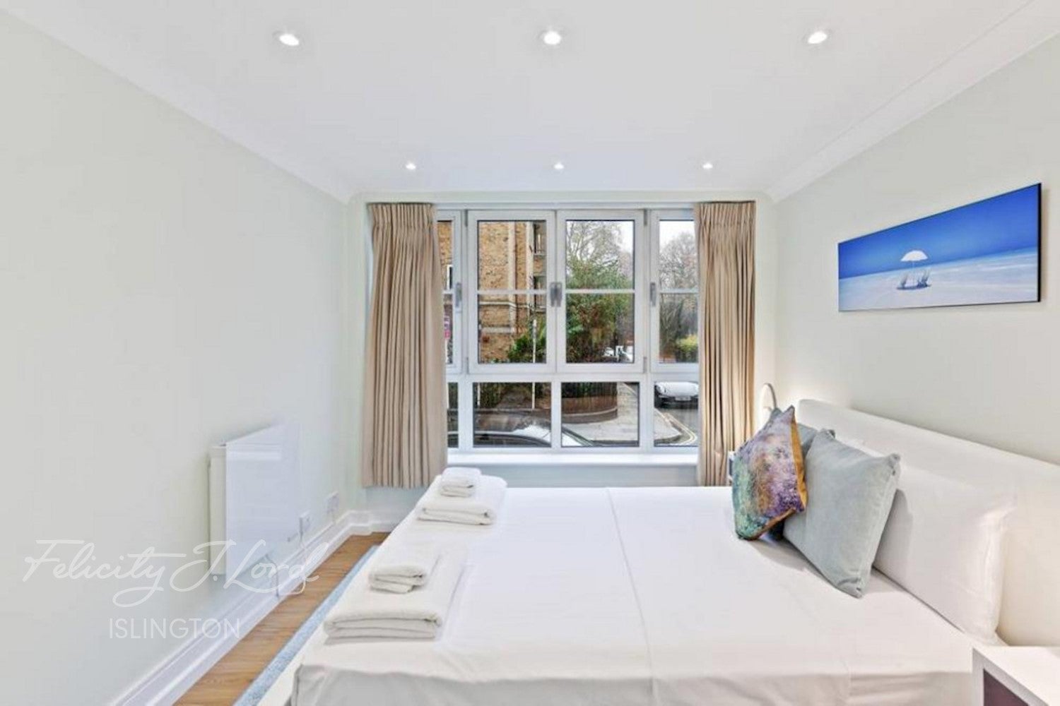 Flat Gaskin Street in Greater London
