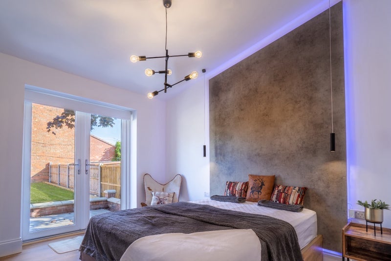 Room Wollaton Road in Nottingham