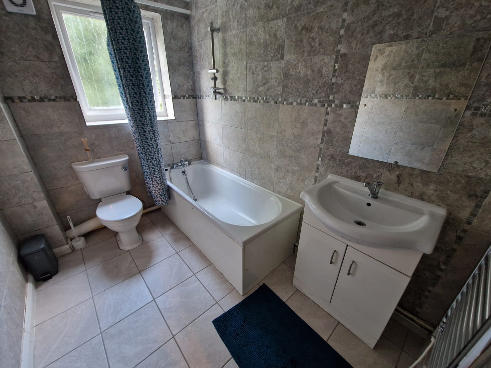 Flat Regent Street in Royal Leamington Spa