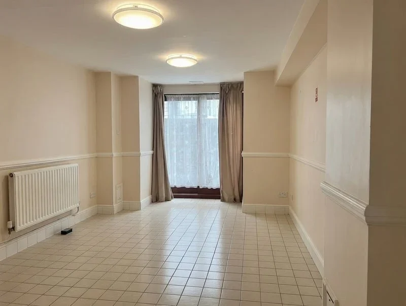 Room Bardolph Road in Greater London