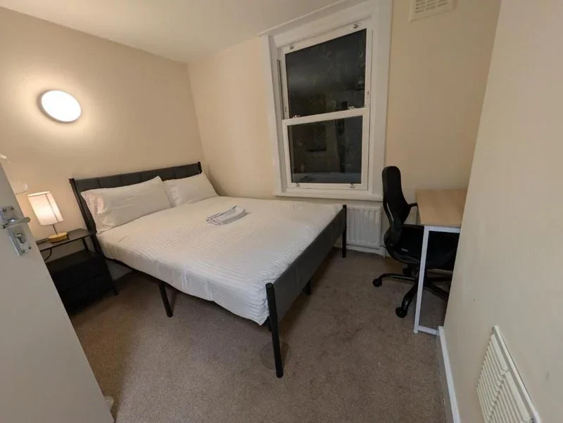 Room Bardolph Road in Greater London