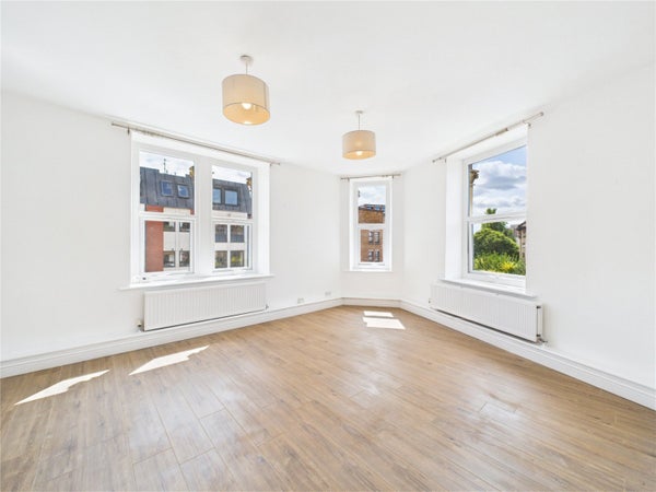 Flat Clift Road in Bristol