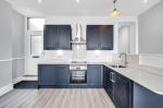 Flat Leeland Road in Greater London