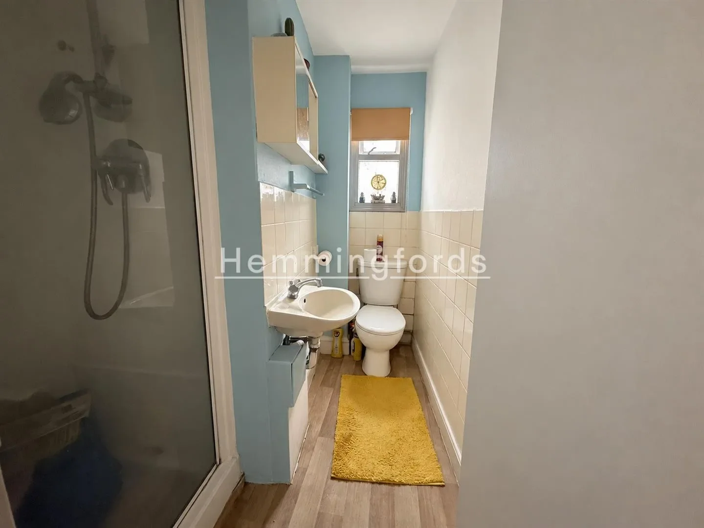Flat Wightman Road in Greater London