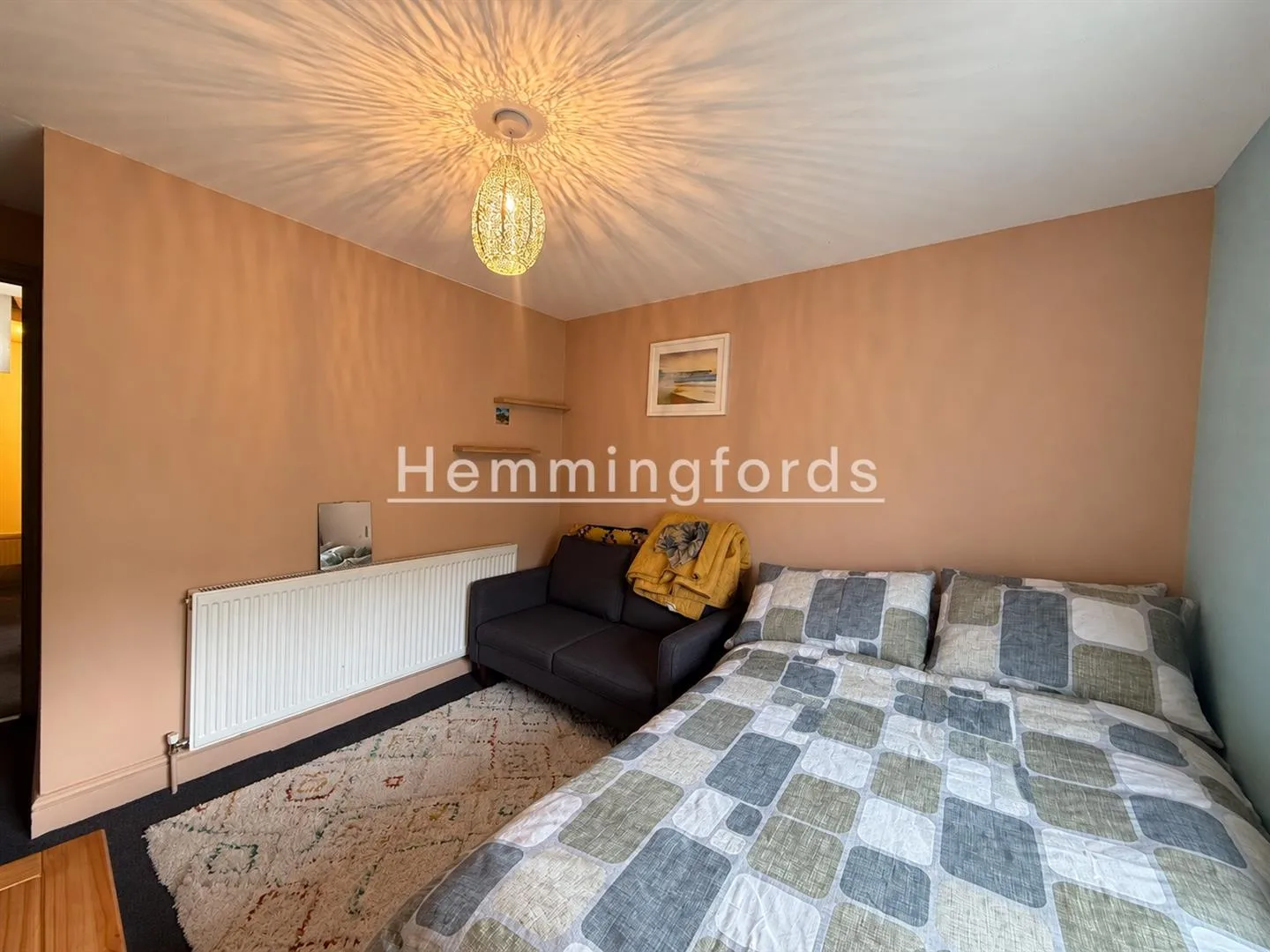 Flat Wightman Road in Greater London