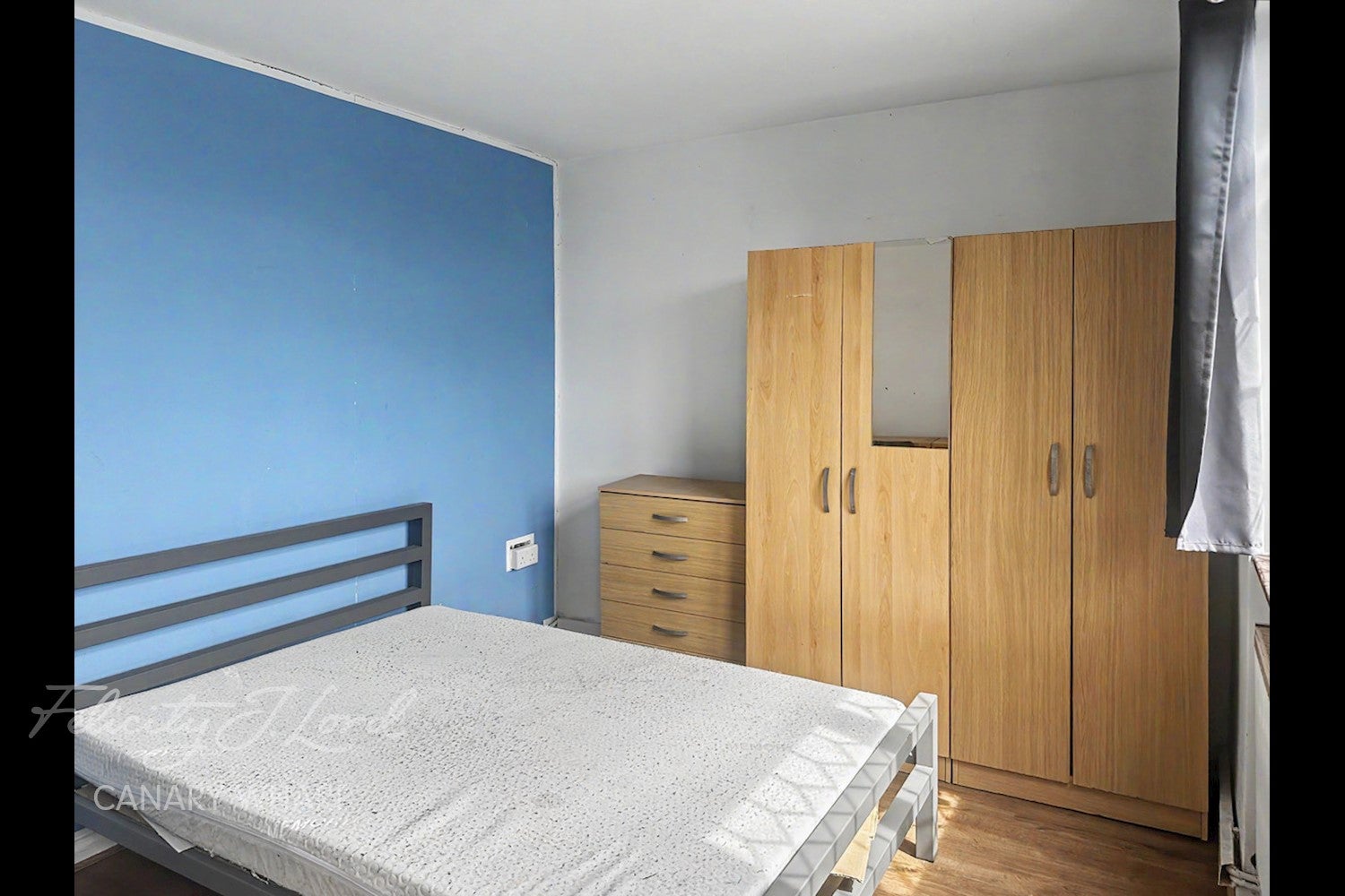 Flat Seyssel Street in Greater London