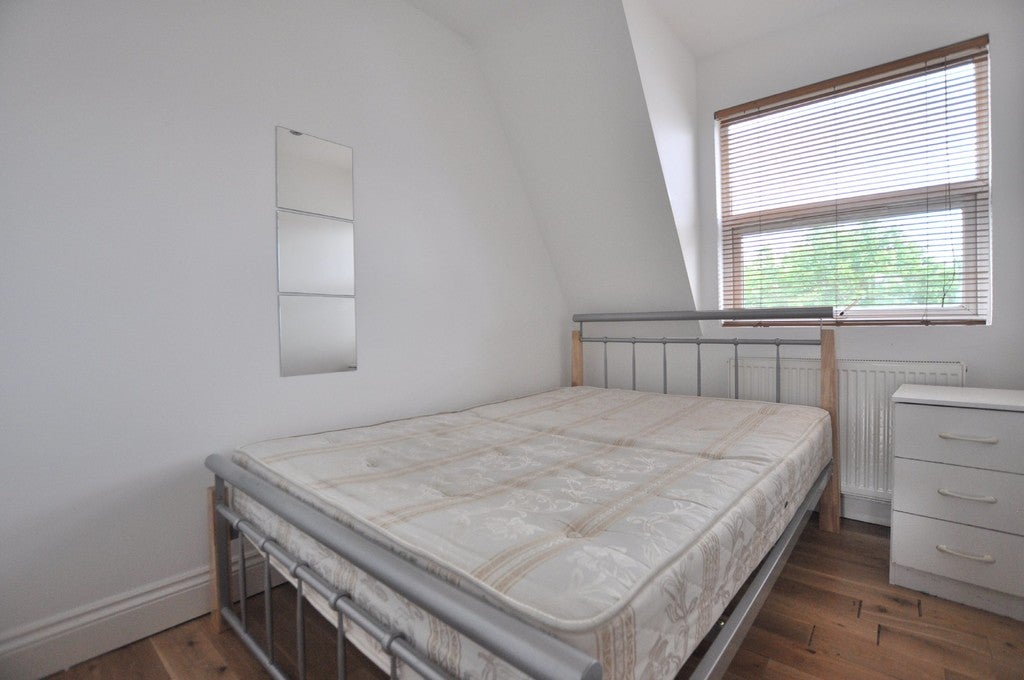 Flat Goldman Close in Greater London