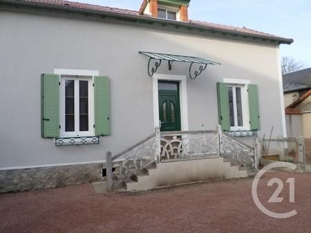 Maison Rue A. Grellet Dumazeau à Montaigu-le-Blin