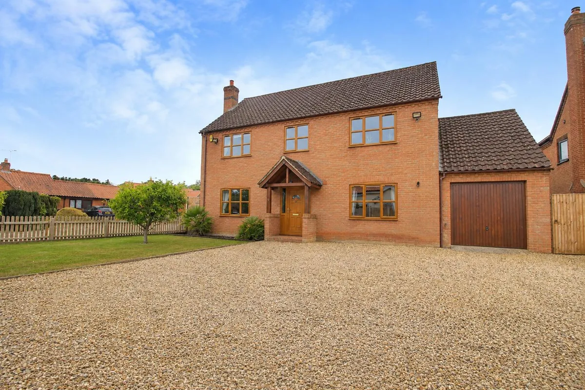 House Burrells Meadow in Breckland District