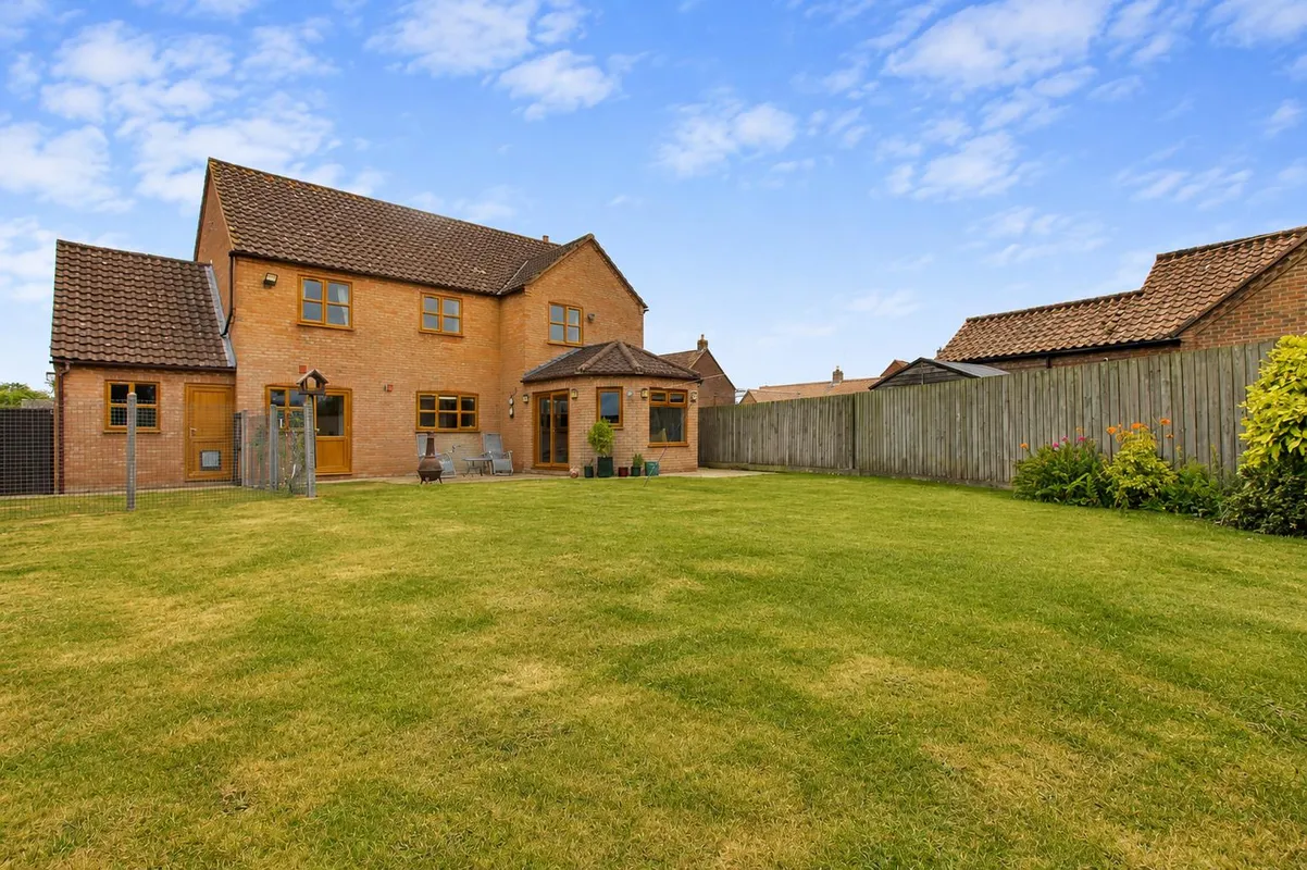 House Burrells Meadow in Breckland District