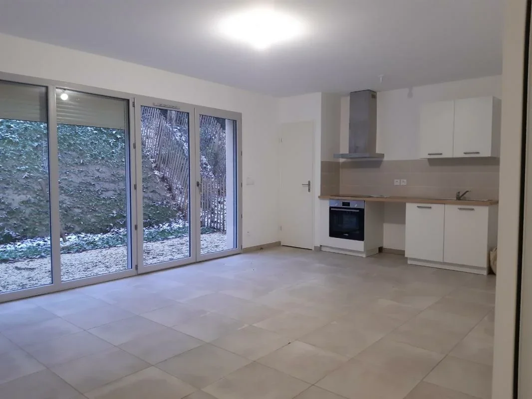 Appartement Avenue Jean Jaurès à Décines-Charpieu