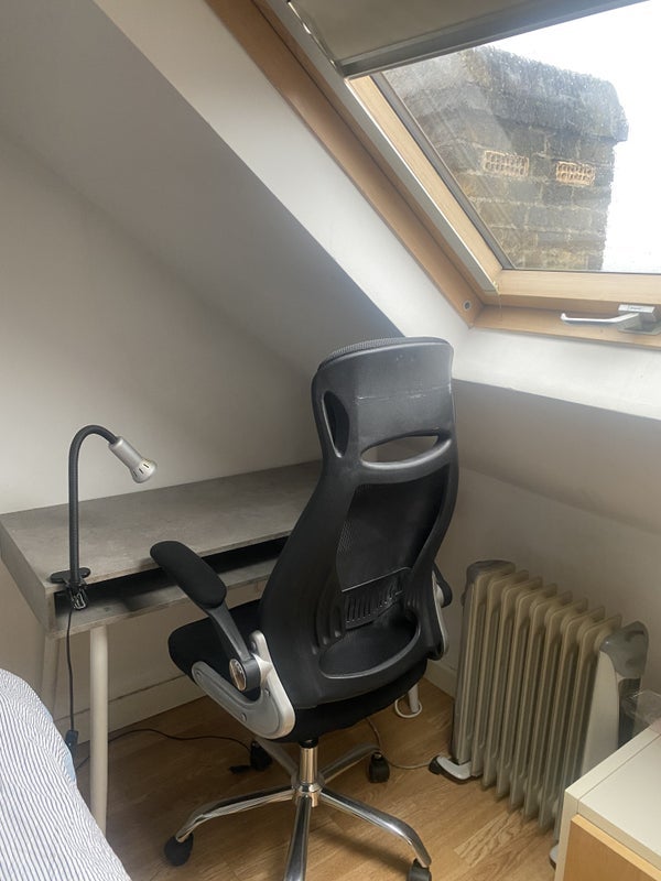 Room Derinton Road in Greater London