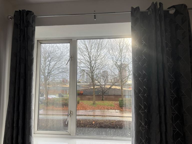 Flat Eccles New Road in Salford