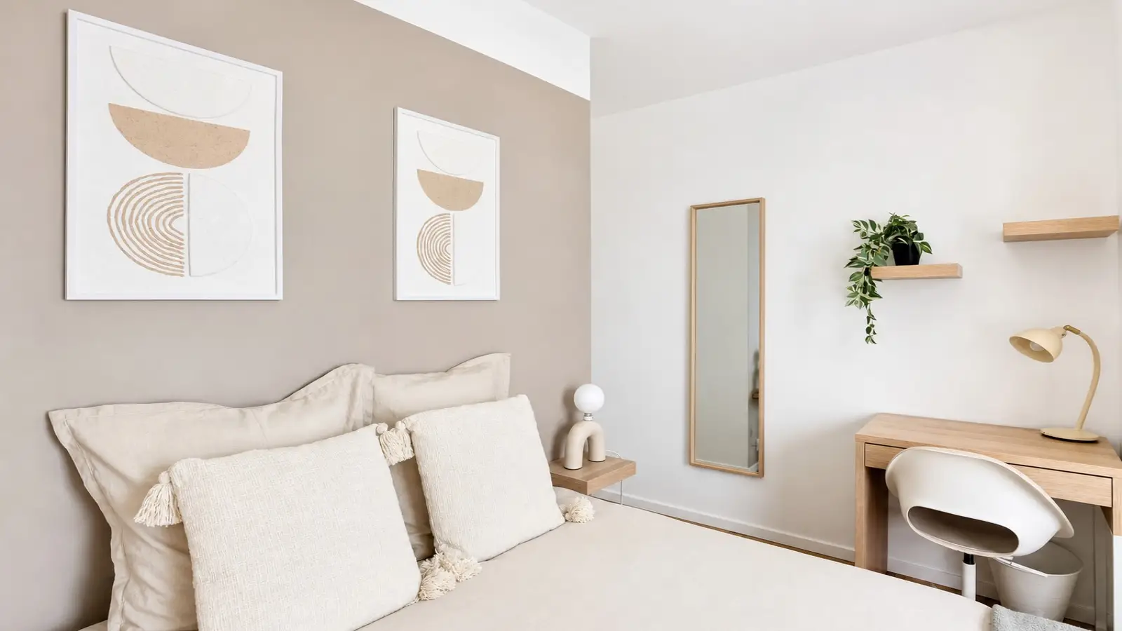 Room Rue de l'Abreuvoir in Courbevoie