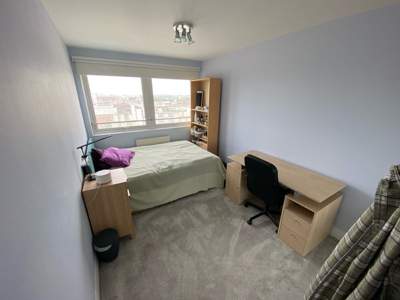 Room Austin Road in Greater London