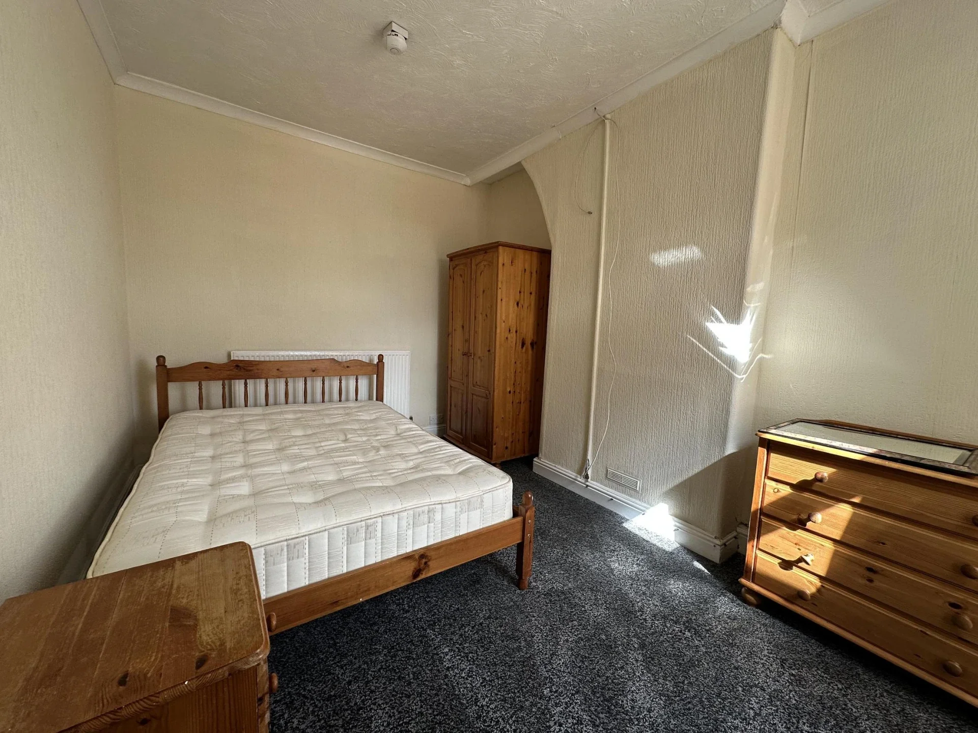 Flat Middlewich Street in Crewe
