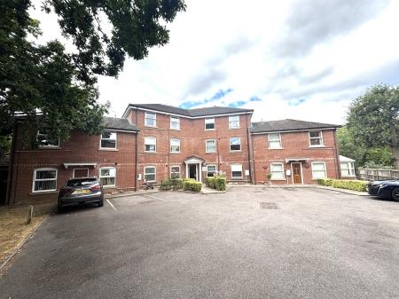 Flat New Brighton Road in Havant