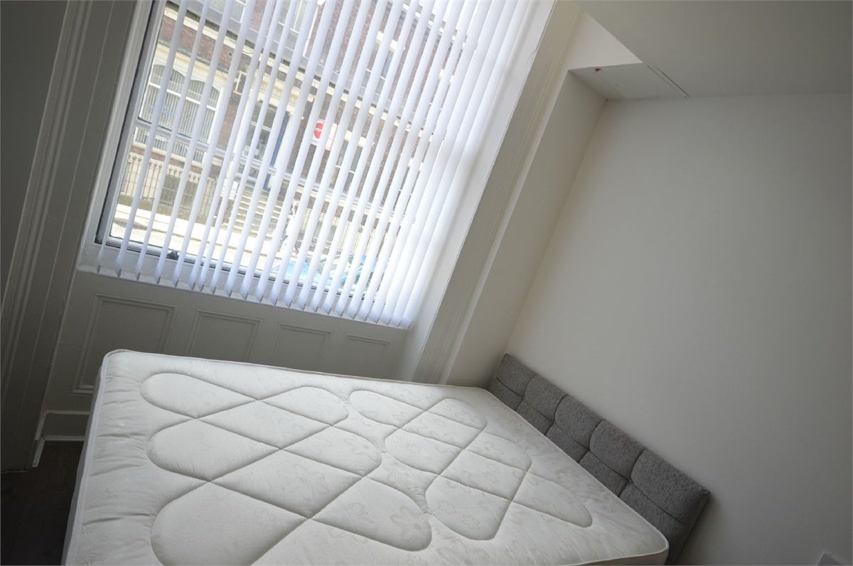 Flat Fawcett Street in Sunderland
