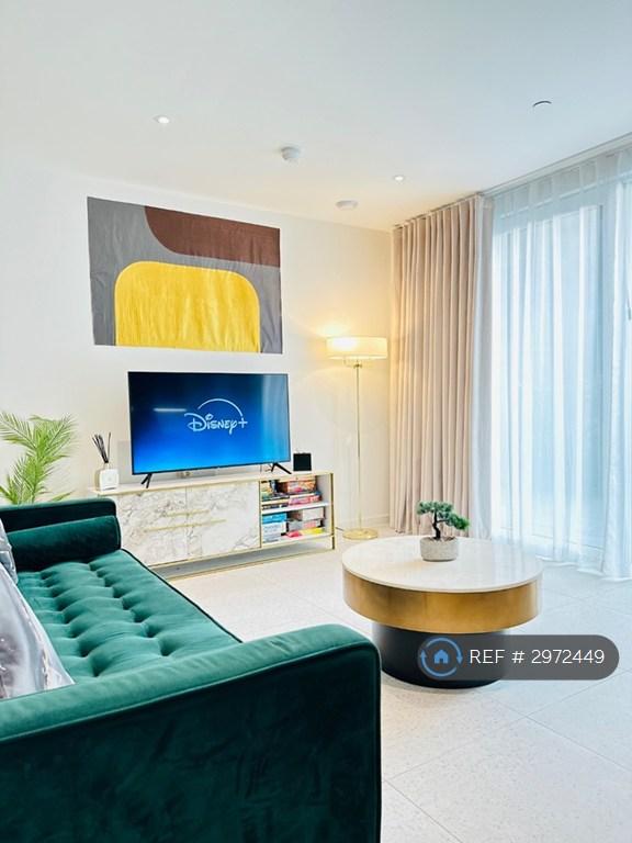 Flat Cendal Crescent in Greater London