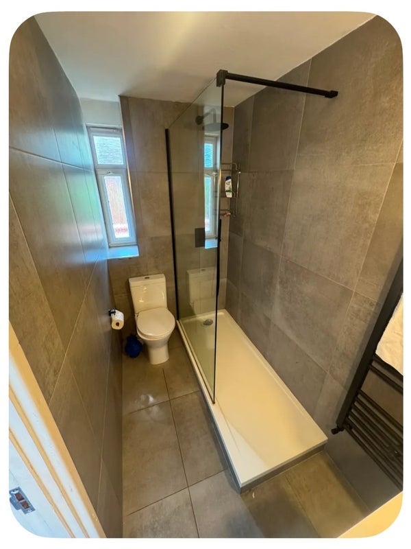 Room Dalmeny Avenue in Greater London