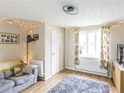 House Forge Close in Harborough