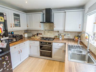 House Forge Close in Harborough