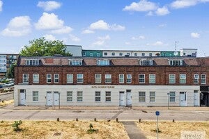 Flat Harpsfield Broadway in Welwyn Hatfield